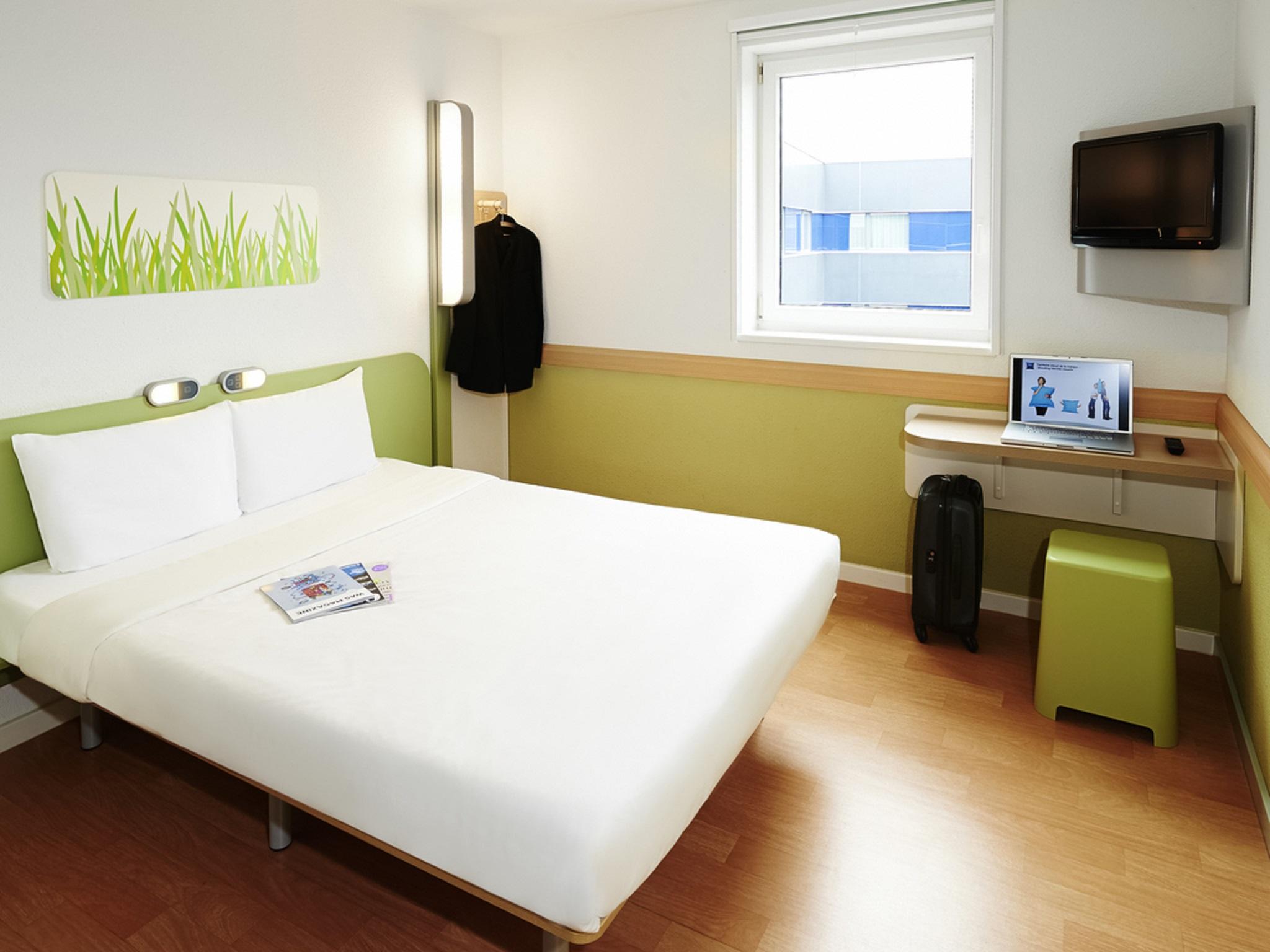 Ibis Budget Lleida Exterior photo